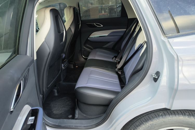 红旗HS3 2023款 2.0T 四驱有为版中控内饰21