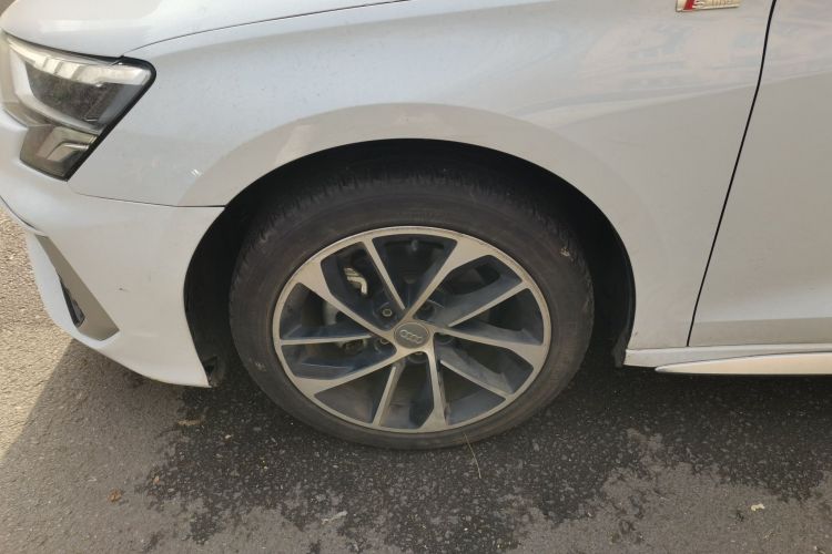 奥迪A3 2021款 A3L Limousine 35 TFSI 进取运动型车身外观6007