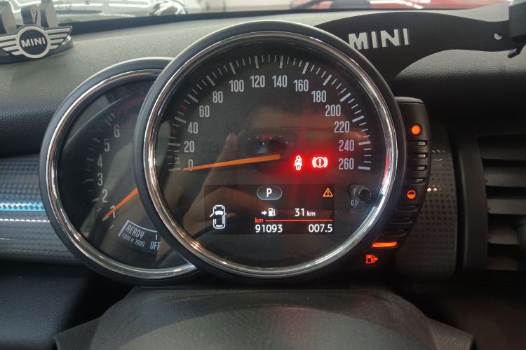 MINI 2014款 1.5T COOPER Fun局部细节14