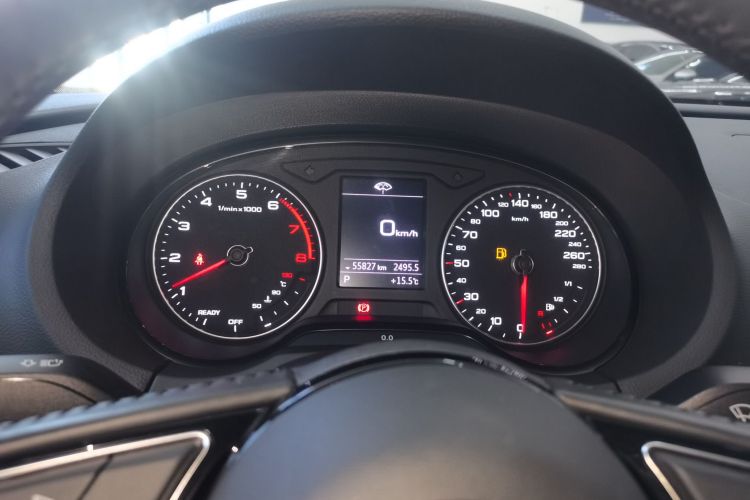 奥迪A3 2019款 Sportback 35 TFSI 时尚型 国VI中控内饰14