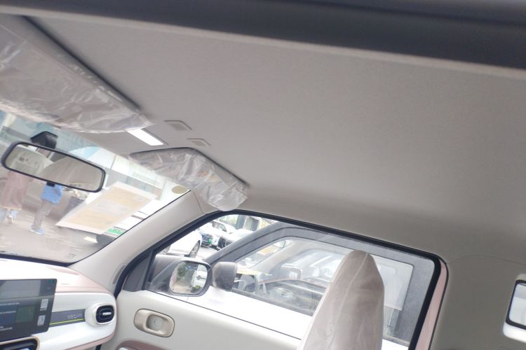 吉利银河 熊猫 2025款 210km 元气熊中控内饰22