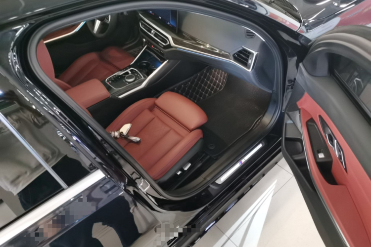 宝马3系 2023款 325Li M运动套装局部细节9005