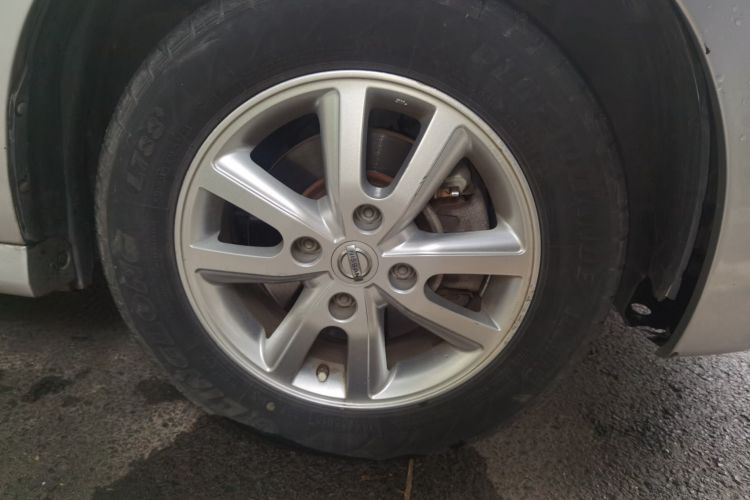 日产 轩逸 2018款 经典 1.6XE CVT舒适版车身外观6007