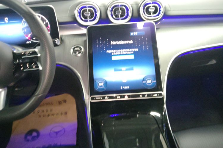 奔驰C级 2022款 改款 C 200 L 运动版中控内饰16