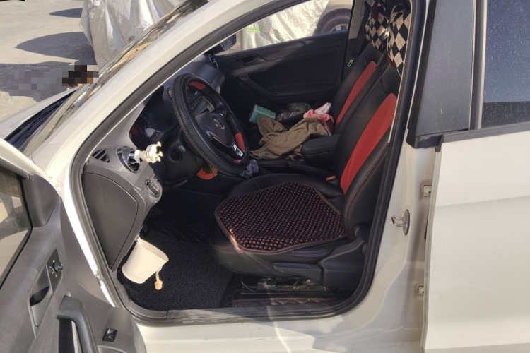 大众 捷达 2017款 1.5L 自动时尚型中控内饰19