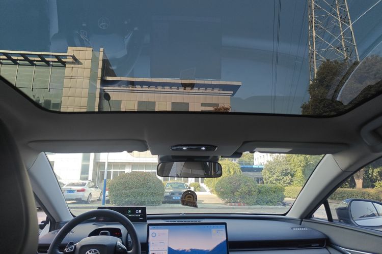 丰田bZ5 2025款 550 PRO智行版中控内饰22