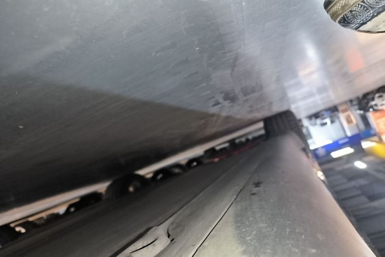 特斯拉 Model Y 2022款 后轮驱动版局部细节9001