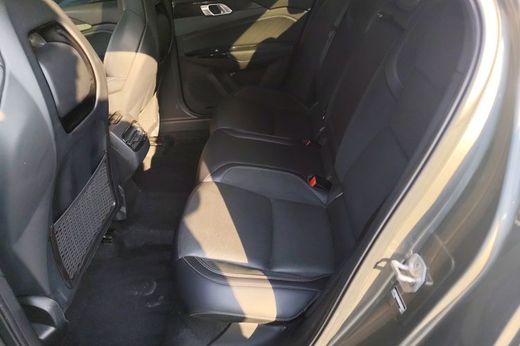 领克03 2022款 2.0TD DCT劲Pro中控内饰21