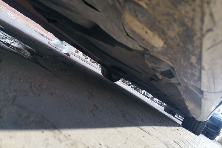 奔驰E级 2015款 E 320 L 运动型局部细节9004