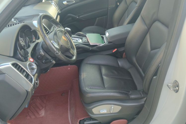 保时捷 2014款 Cayenne Platinum Edition 3.0T中控内饰19