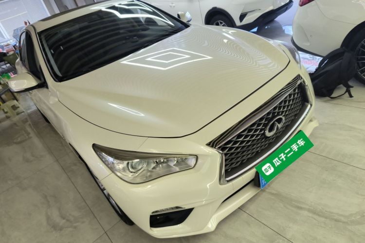 英菲尼迪Q50L 2018款 2.0T 舒适版 国VI车身外观3