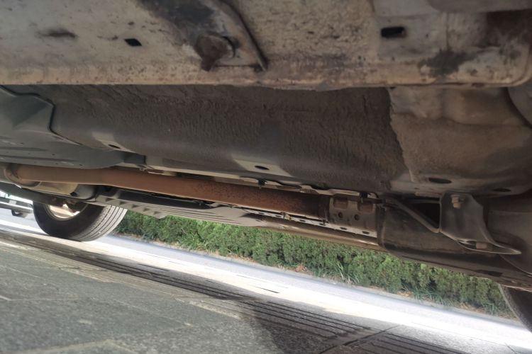 现代 途胜 2018款 1.6T 双离合两驱15周年特别版局部细节9001