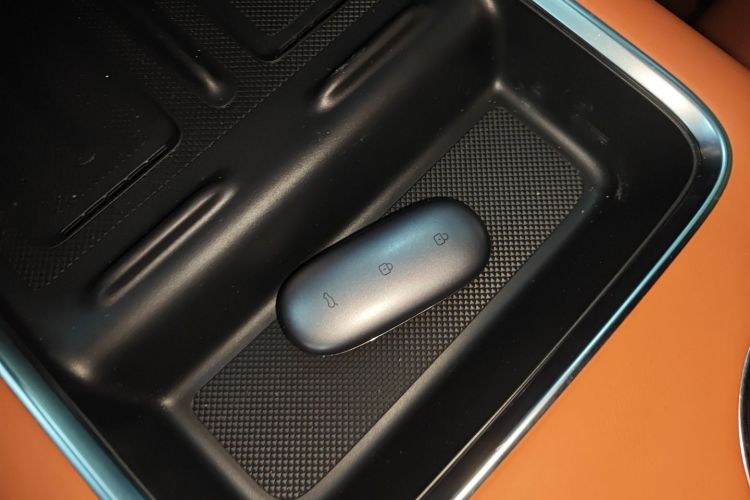 理想汽车 理想L8 2024款 Ultra中控内饰11