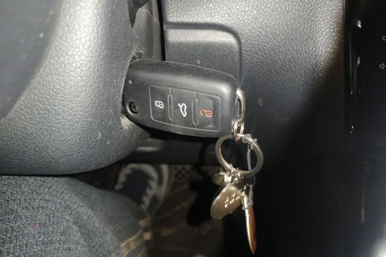 大众 Polo 2016款 1.6L 自动舒适型中控内饰11