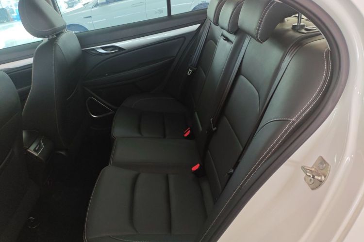 吉利汽车 帝豪 2020款 1.5L CVT舒适型中控内饰21