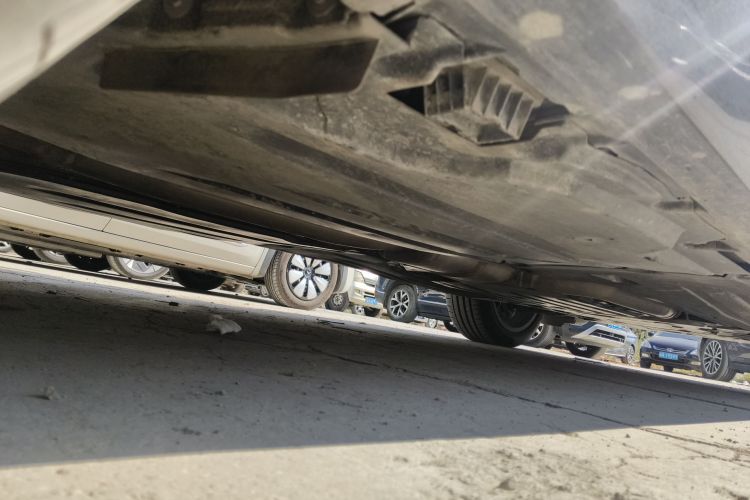 宝马X5 2022款 改款 xDrive 30Li 尊享型M运动套装局部细节9002