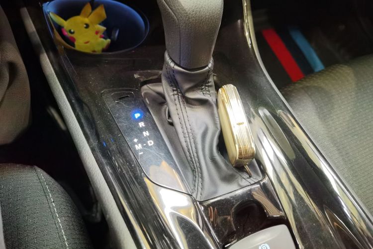 丰田 奕泽IZOA 2020款 2.0L 奕享版中控内饰18