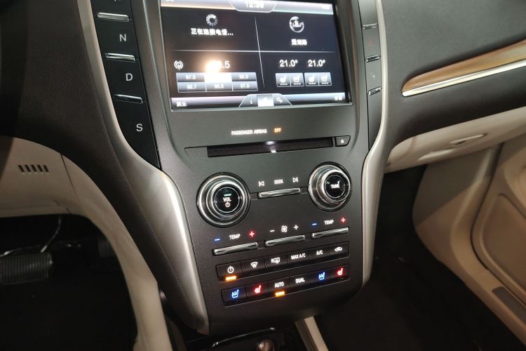 林肯MKC 2014款 2.0T 两驱尊雅版局部细节16