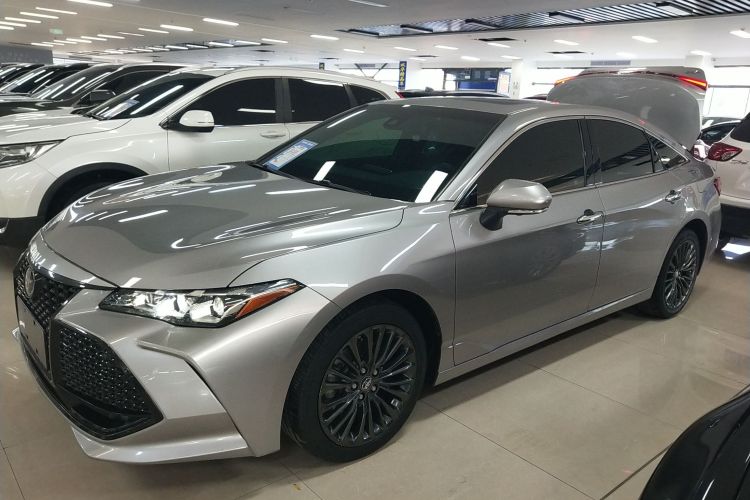 丰田 亚洲龙 2019款 2.0L XLE尊享版 国VI车身外观4