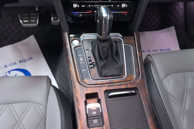 大众 迈腾 2023款 200万辆纪念版 330TSI DSG领先型局部细节18