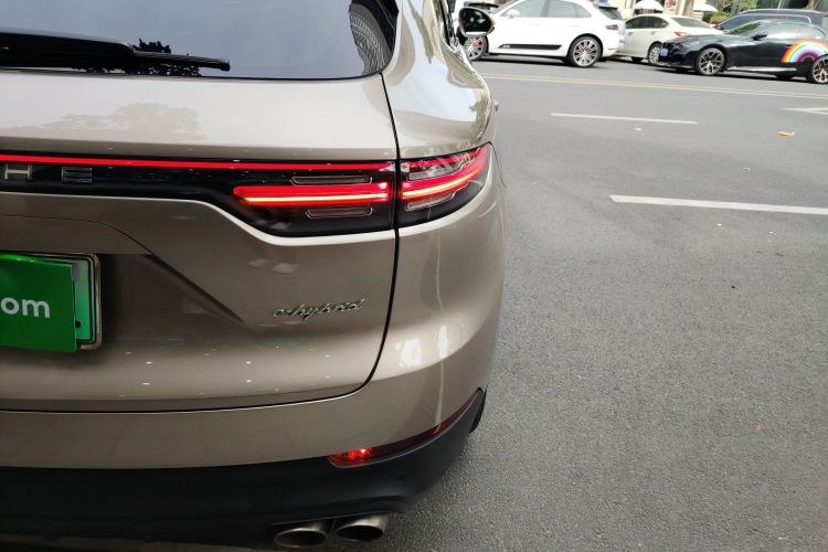 保时捷 Cayenne新能源 2019款 Cayenne E-Hybrid 2.0T车身外观6006