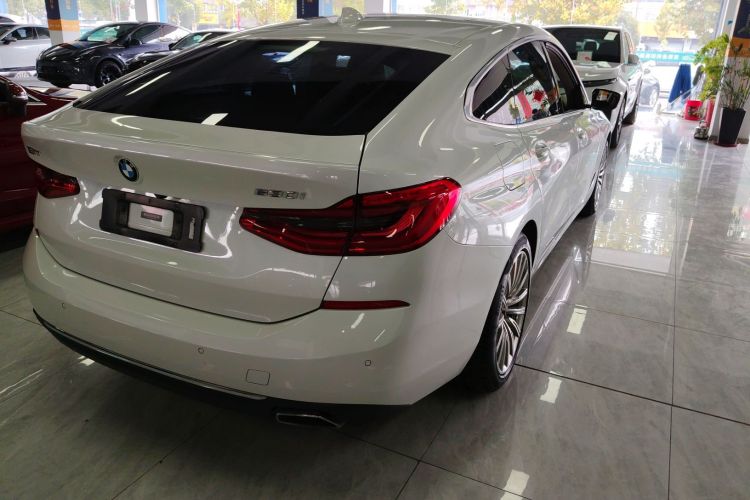 宝马6系GT 2019款 630i 豪华设计套装车身外观9