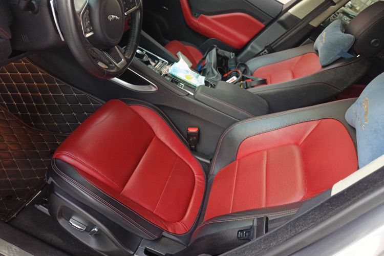 捷豹F-PACE 2020款 2.0T 赛旗版中控内饰19