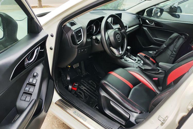 马自达3 昂克赛拉 2014款 三厢 1.5L 自动舒适型中控内饰7003