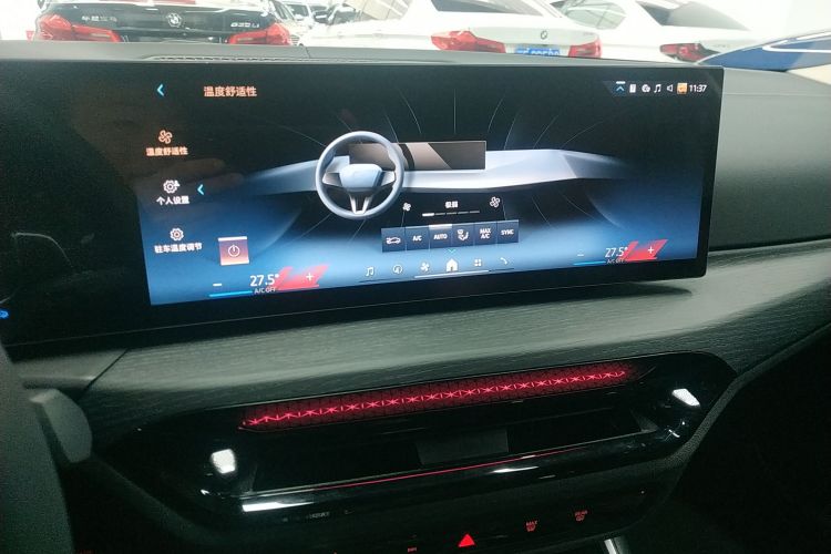 宝马3系 2025款 325Li M运动套装中控内饰16