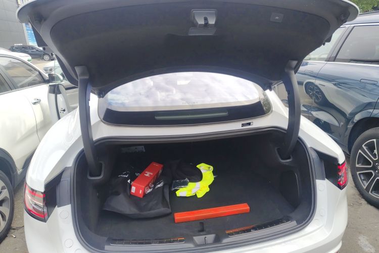 鸿蒙智行 智界S7 2025款 855km Max机舱底盘23