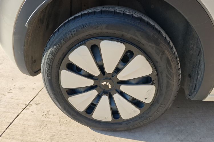 五菱汽车 五菱缤果 2023款 333km 悦享+款车身外观6008