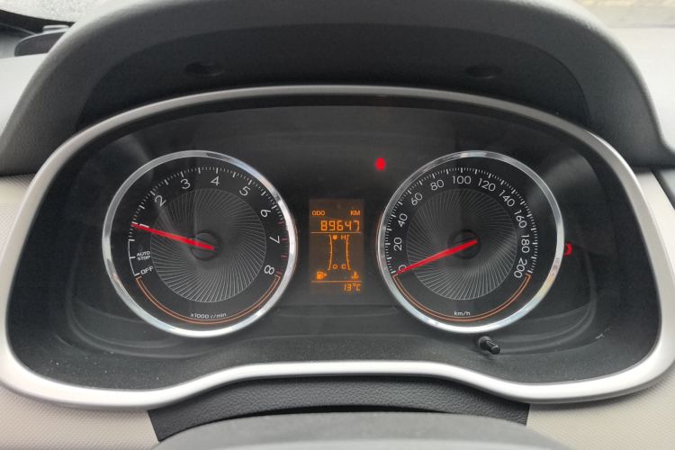 雪佛兰 2015款 赛欧3 1.5L 手动理想天窗版局部细节14