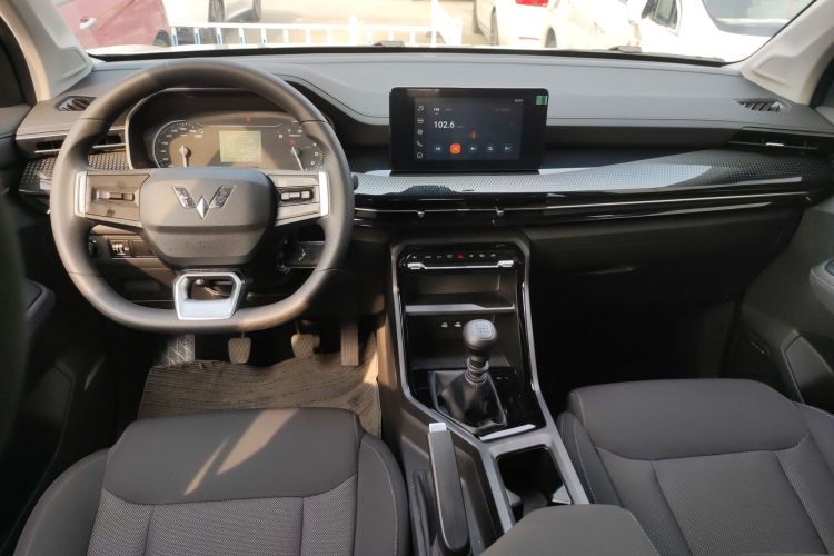 五菱汽车 五菱星辰 2021款 1.5T 手动星悦版中控内饰12