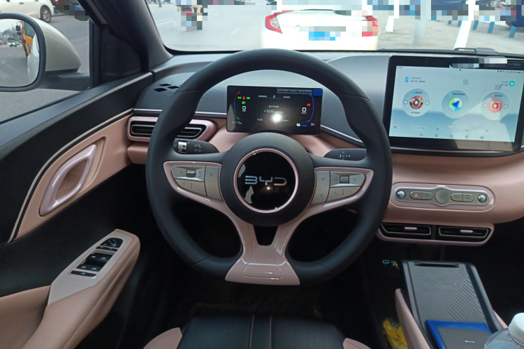 比亚迪 海鸥 2025款 智驾版 305km 活力版中控内饰13