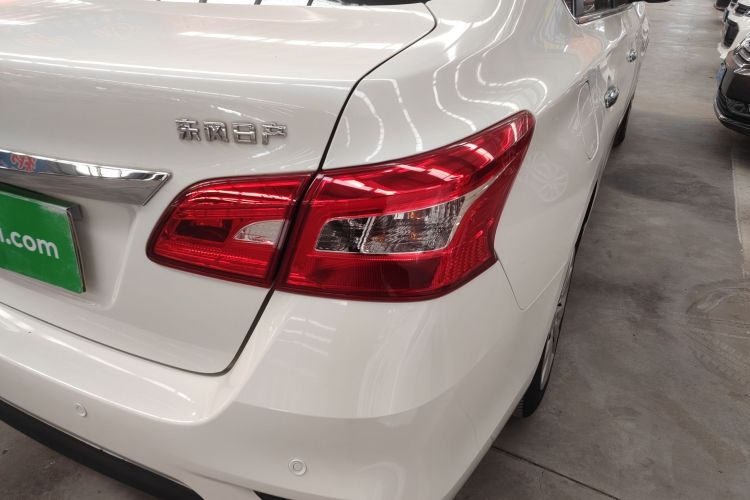 日产 轩逸 2021款 经典 1.6XL CVT豪华版车身外观6006