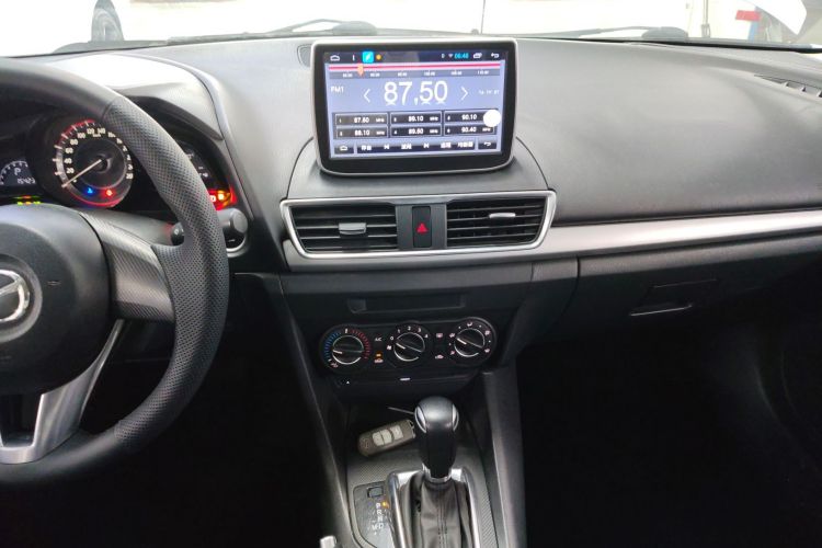 马自达3 昂克赛拉 2016款 三厢 1.5L 自动舒适型中控内饰16