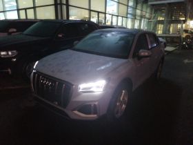 奥迪Q2L 2022款 35 TFSI 进取致雅型