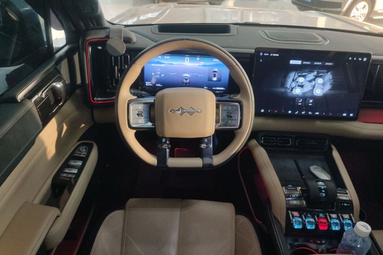 方程豹 豹5 2023款 云辇旗舰版中控内饰13
