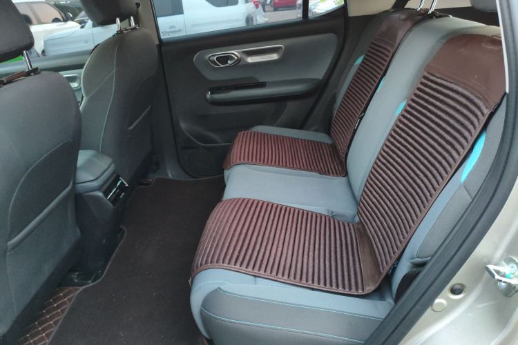 埃安 AION Y 2023款 Plus 510 乐享版中控内饰21