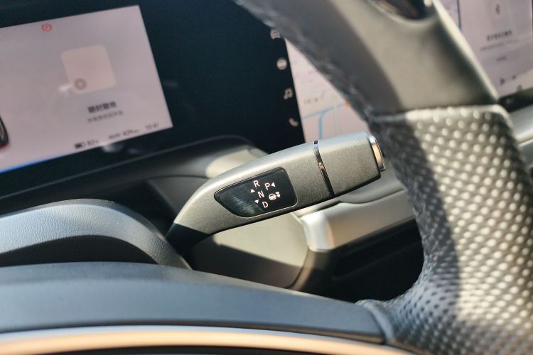 小鹏P7 2022款 625E中控内饰18