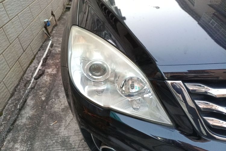 哈弗H6 2015款 升级版 1.5T 手动两驱精英型车身外观8