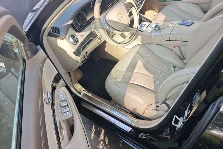 奔驰S级 2014款 S 400 L 尊贵型中控内饰7003