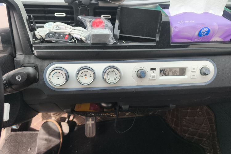 五菱汽车 宏光MINIEV 2022款 马卡龙臻享款 磷酸铁锂中控内饰16