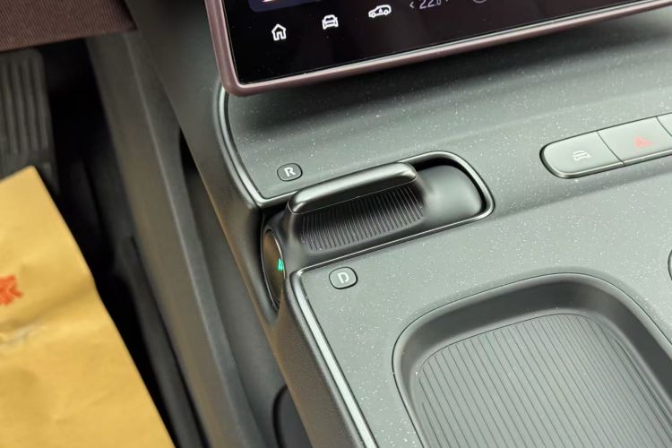 蔚来ET5T 2024款 75kWh Touring中控内饰18