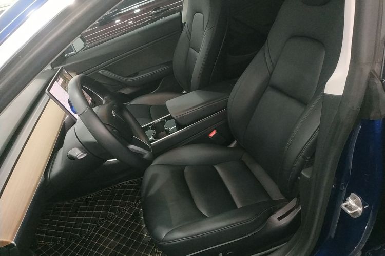 特斯拉 Model 3(进口) 2019款 长续航后驱版中控内饰19