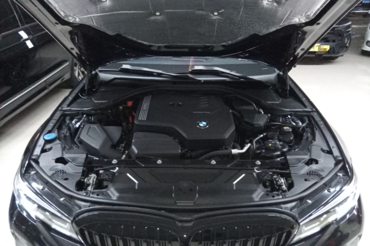 宝马3系 2020款 改款 325i M运动套装局部细节24