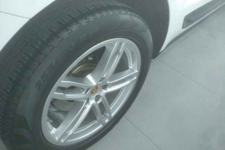 保时捷 2022款 Macan 2.0T车身外观56