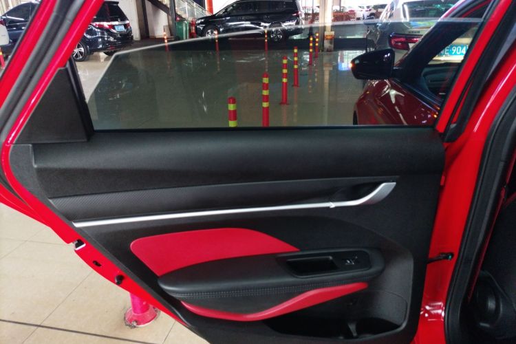 吉利汽车 缤瑞 2021款 1.4T CVT F-运动版中控内饰7008