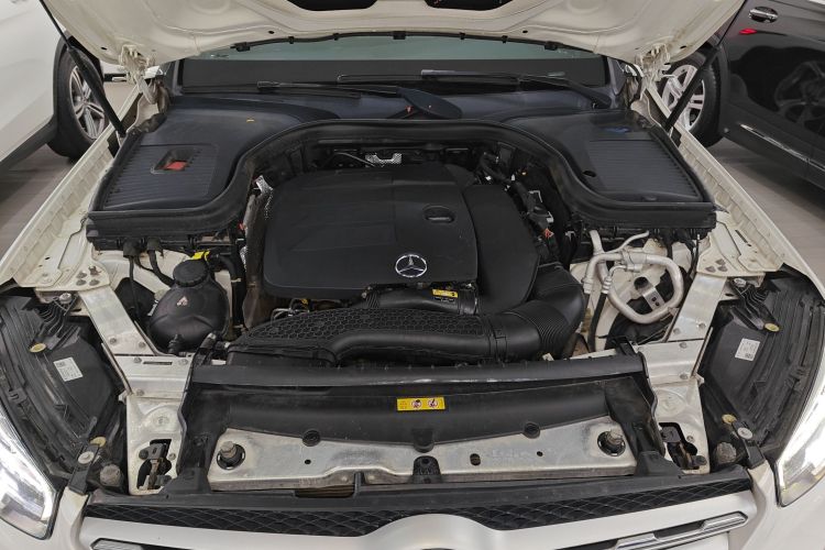 奔驰GLC 2020款 改款 GLC 260 L 4MATIC 动感型机舱底盘24