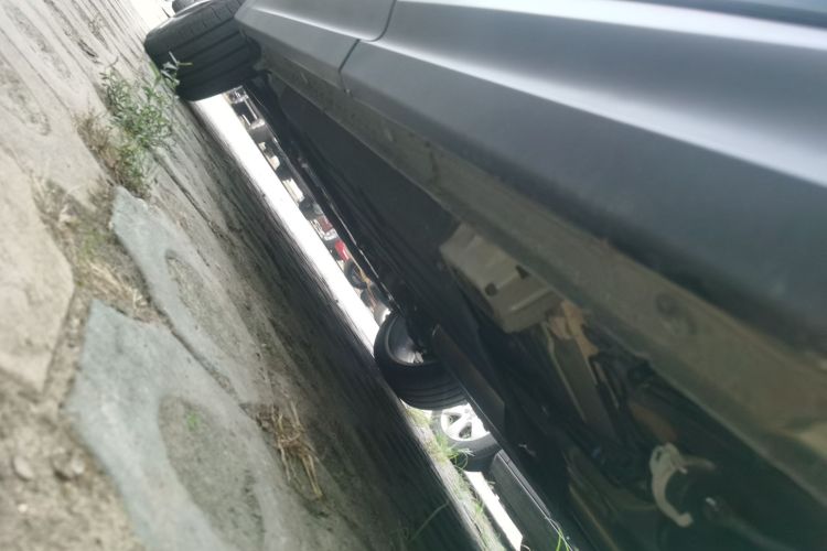 领克06 2023款 Remix 1.5T Hero机舱底盘30